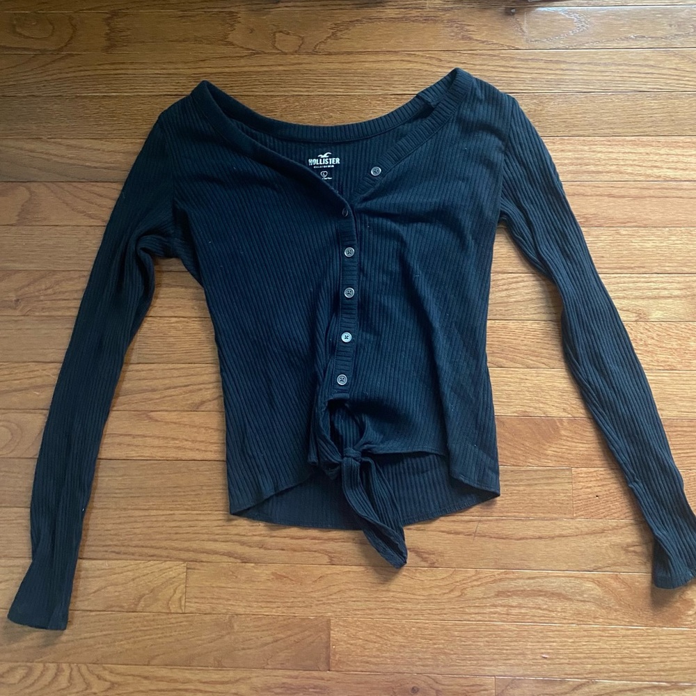 Hollister Tie Front Long Sleeve